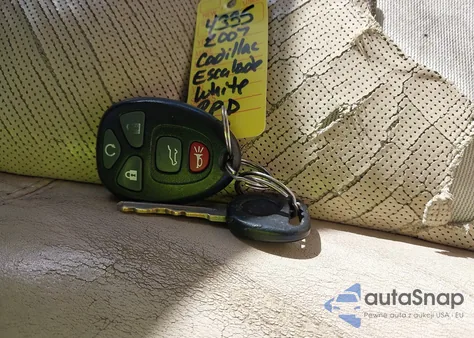 2007 Cadillac Escalade Standard from USA, damaged, VIN 1GYFK63827R144335